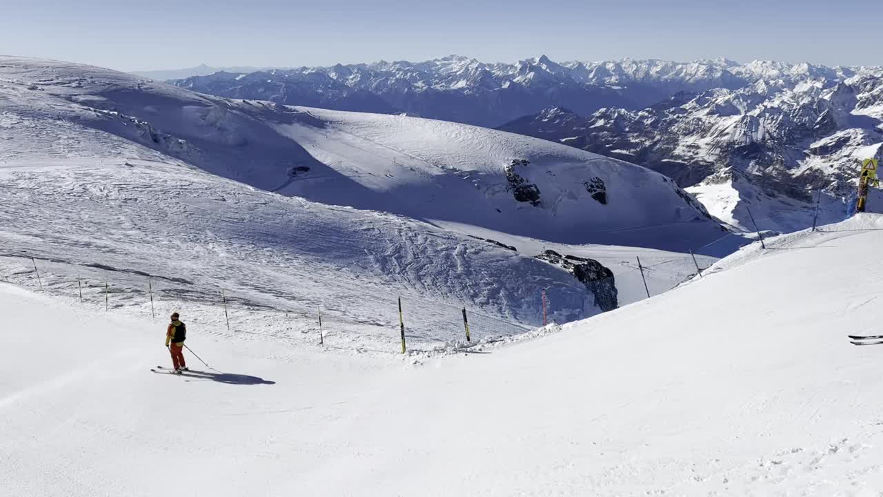 高山滑雪视频视频下载