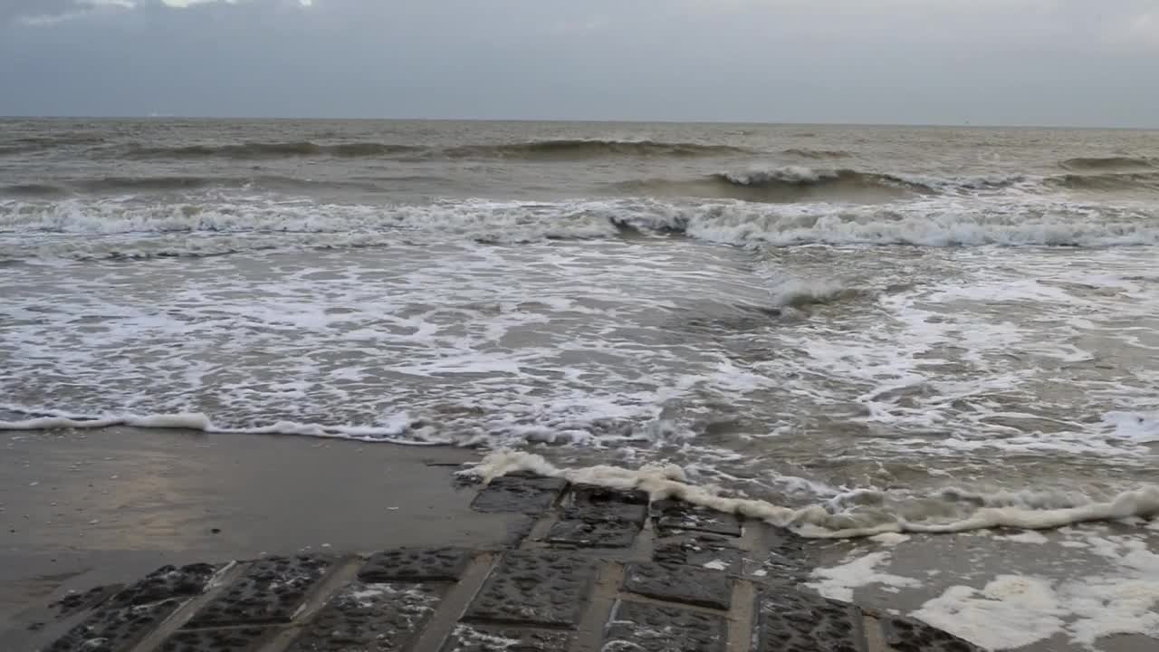 布兰肯伯格海景十二月底视频下载