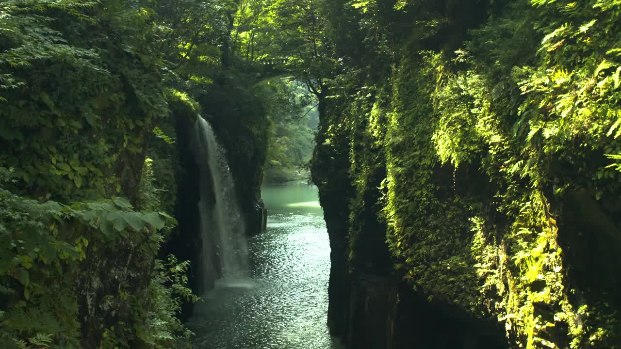 马奈沦陷宫崎骏日本视频下载