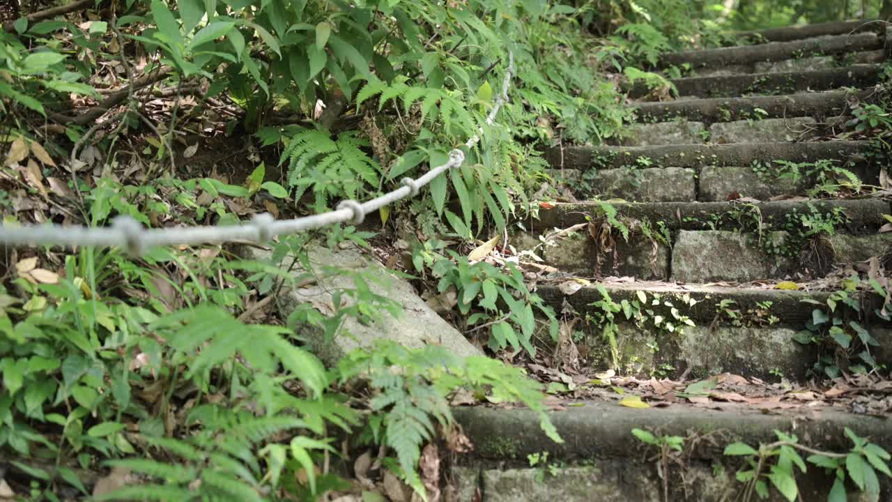 台湾新北市石门区尖山湖径视频素材