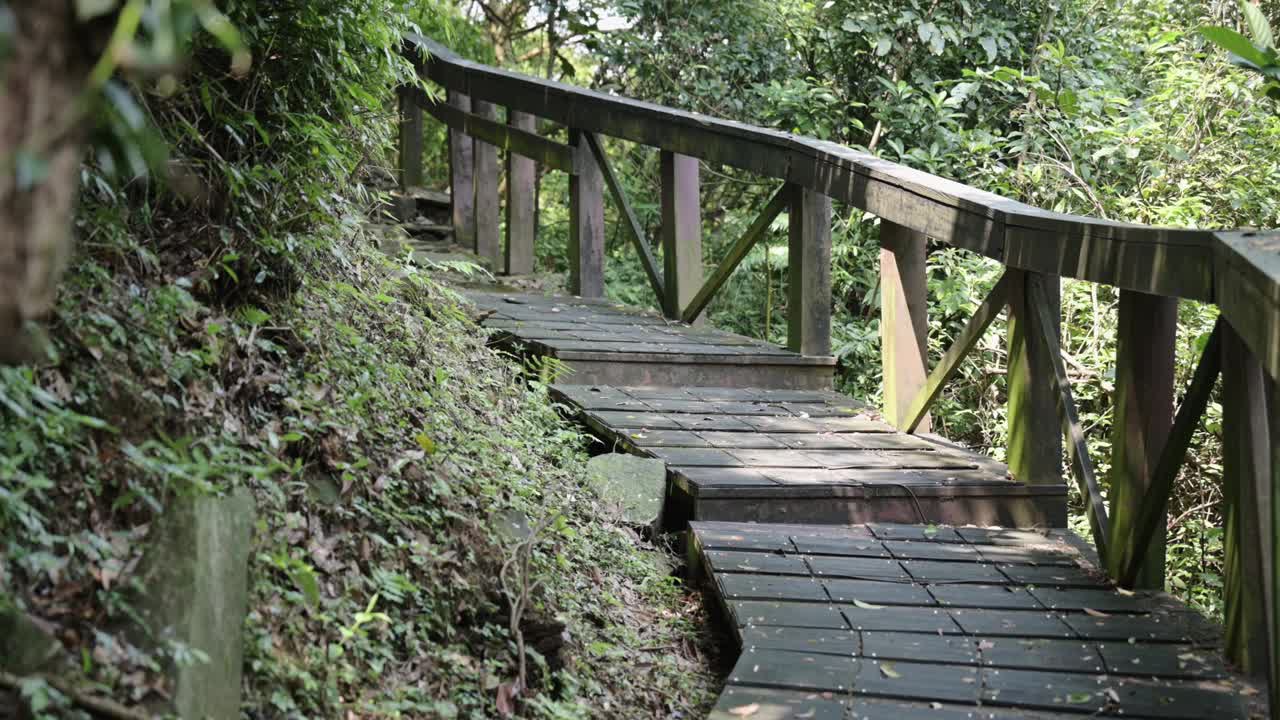 台湾新北市石门区尖山湖径视频素材