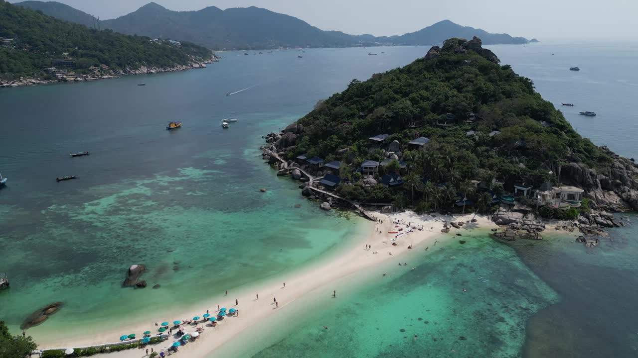 Koh Nang Yuan岛，Ko Tao, Ko phangan区，Surat Thani，泰国，暹罗湾的无人机视频视频下载