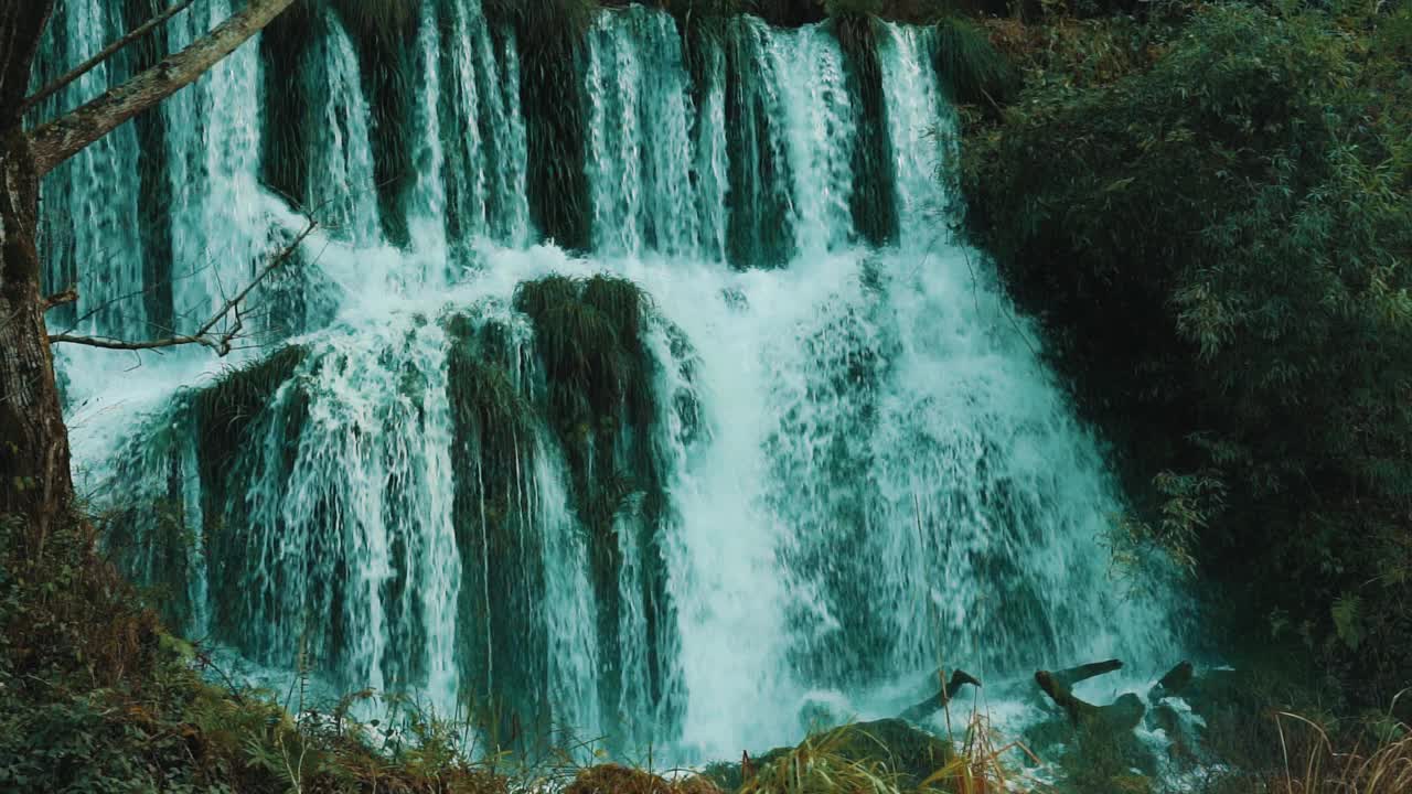 高山流水视频素材