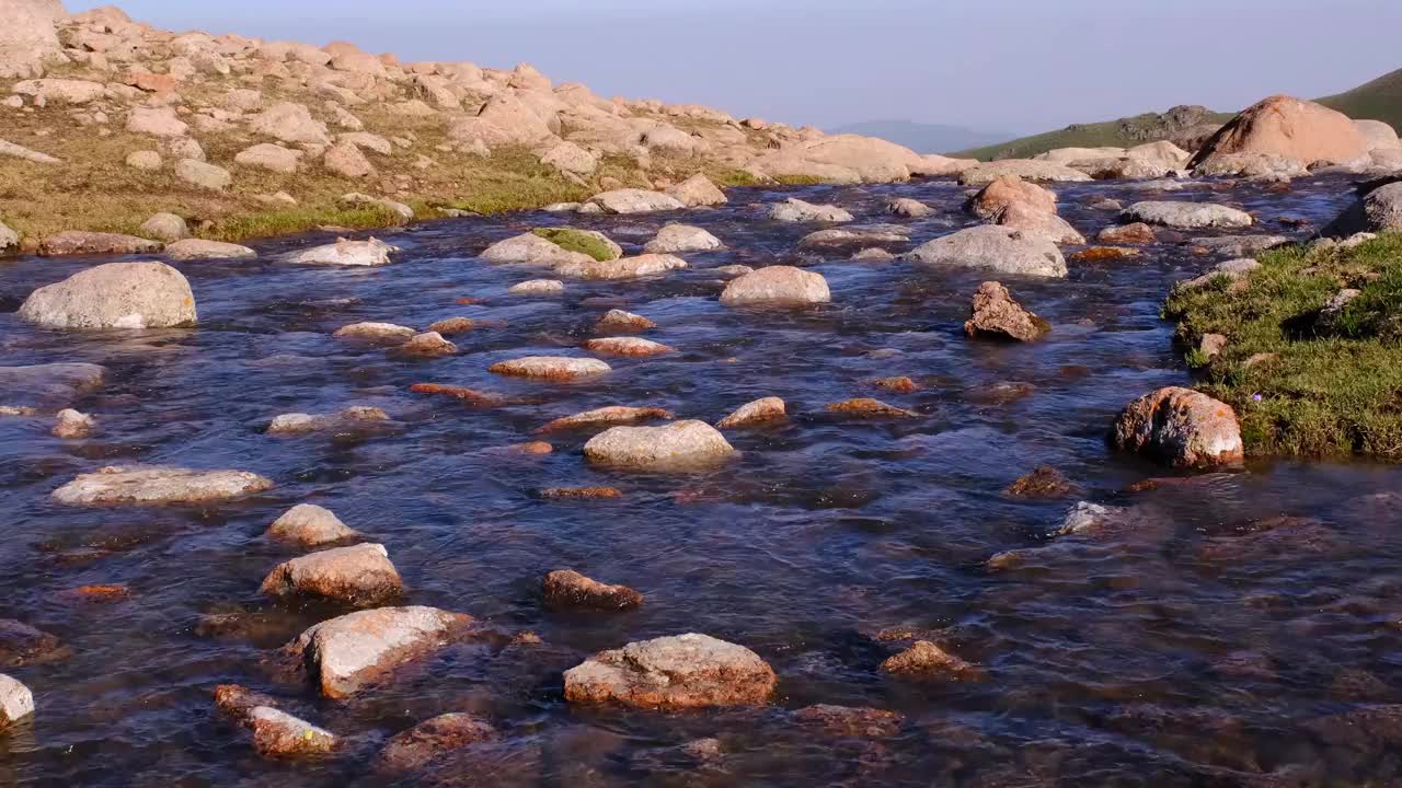 河流水流山脉视频下载