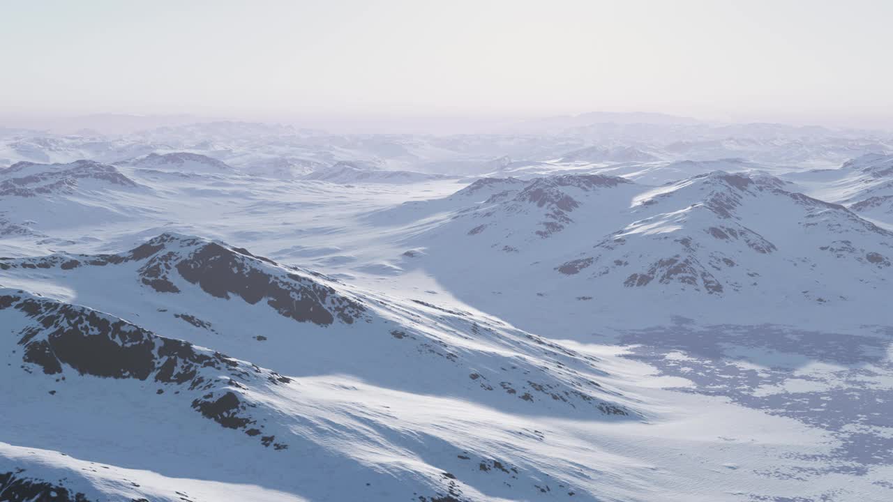 白雪皑皑的山脉，令人叹为观止的天空背景视频素材