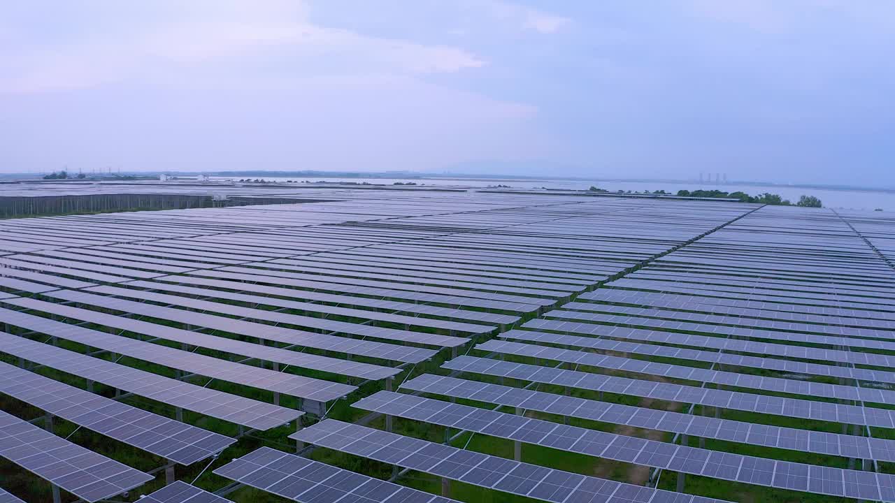 太阳能设备风光航拍视频素材