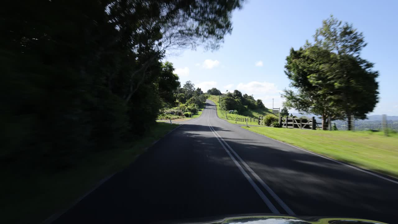 风景优美的乡村道路视频素材