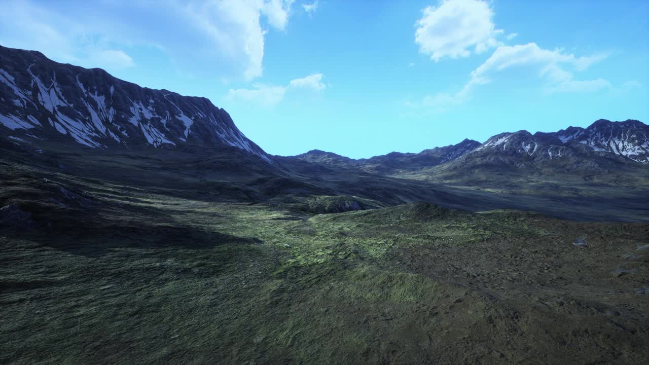 壮丽山峰的壮丽鸟瞰图视频素材