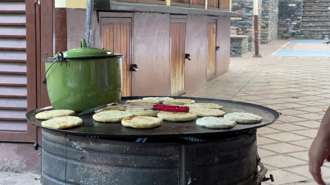 墨西哥克雷塔罗的正宗墨西哥美食。视频下载