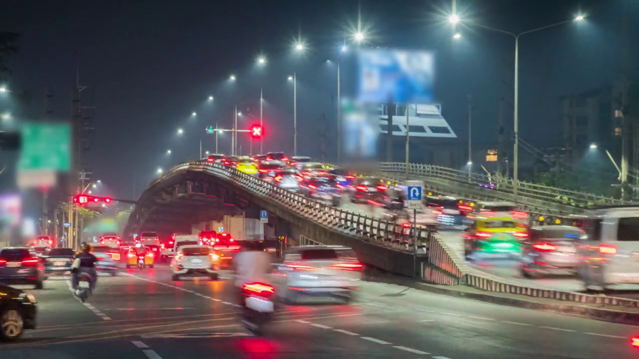 公路交通在泰国-运动模糊视频素材