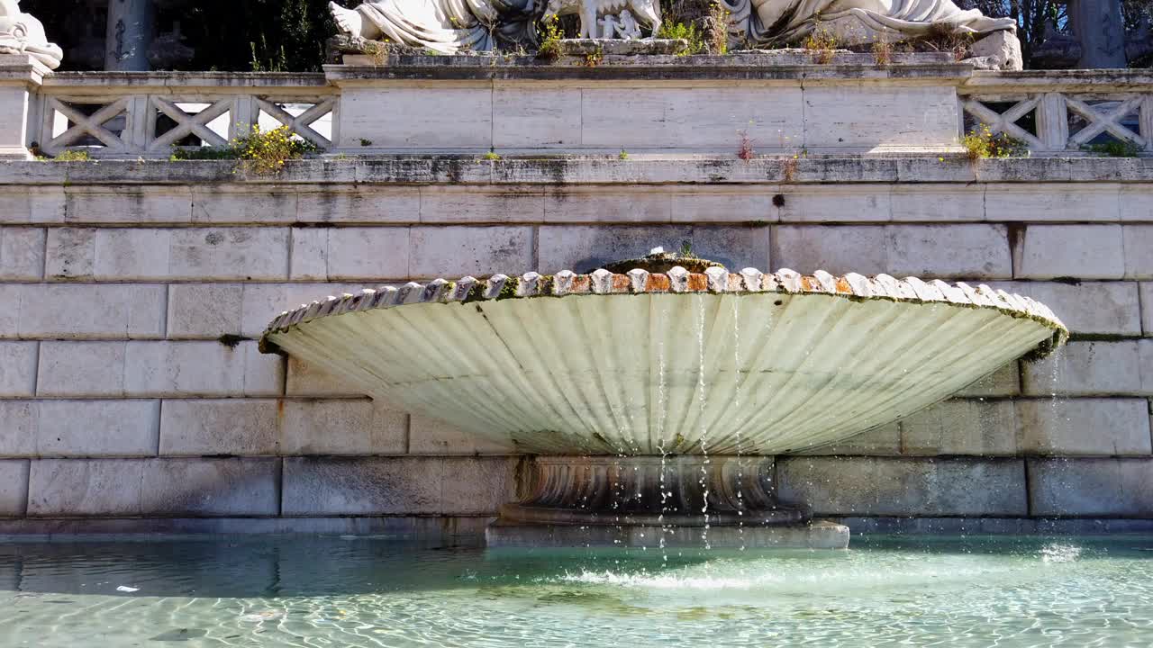 罗马人民广场上的罗马喷泉视频下载
