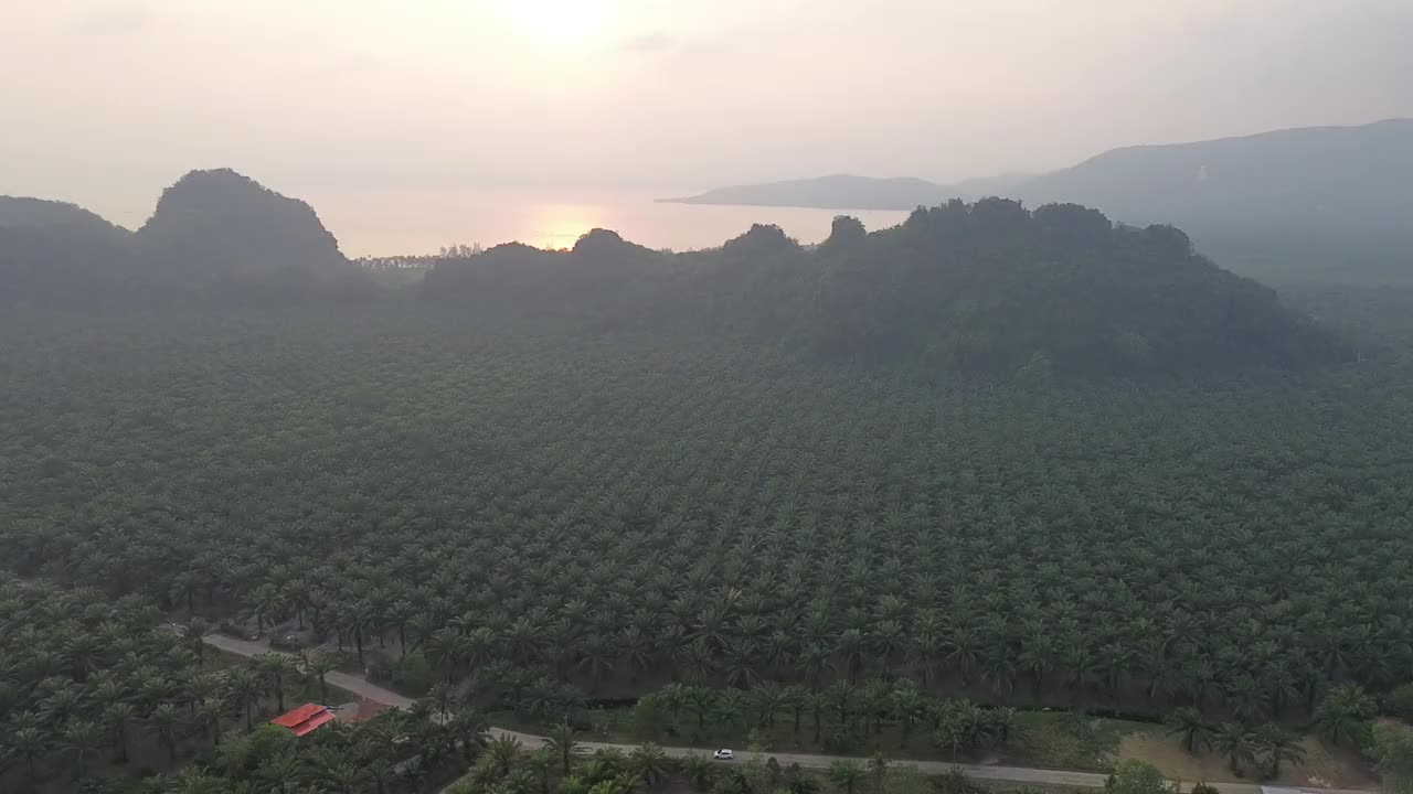 日落山景。视频下载