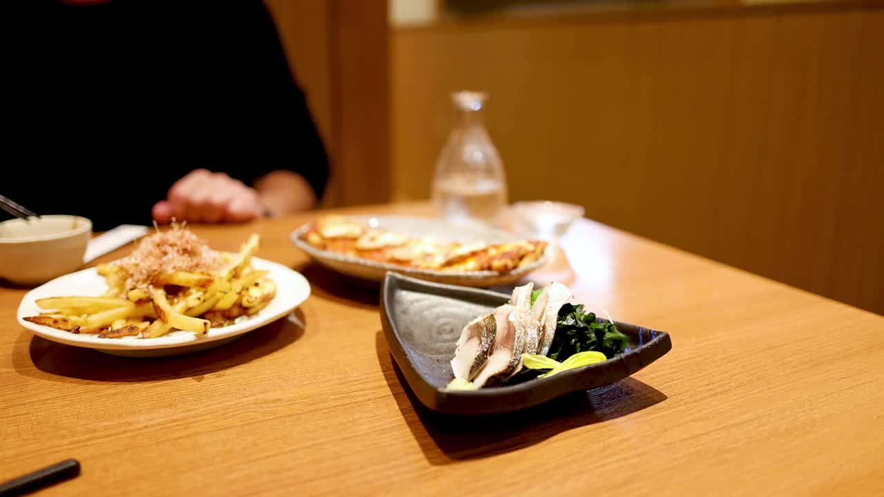 用餐体验:享受一顿饭视频素材