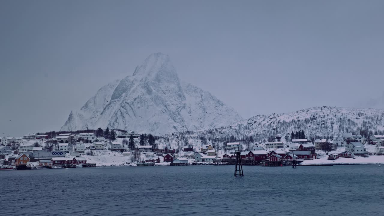 挪威罗弗敦群岛莱因村的极地北极冬季全景景观视频素材