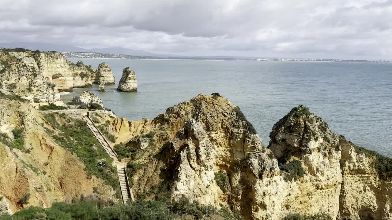 迷人的海岸线，阿尔加维视频素材