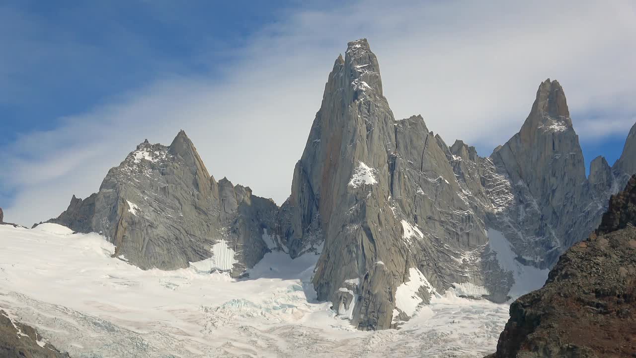 山峰视频下载