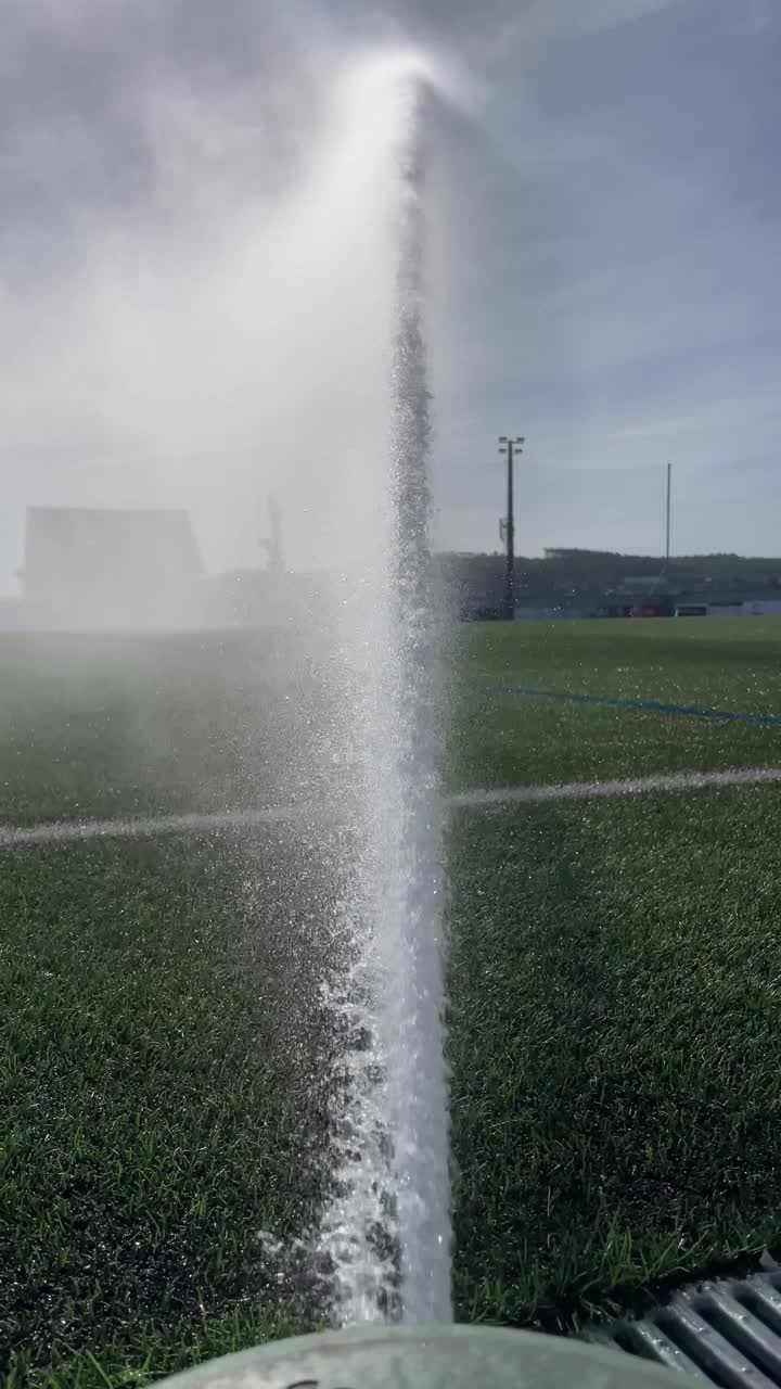 足球场自动洒水系统视频下载