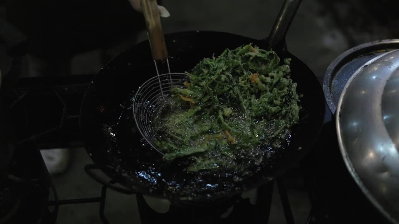 脆皮牵牛花沙拉视频下载