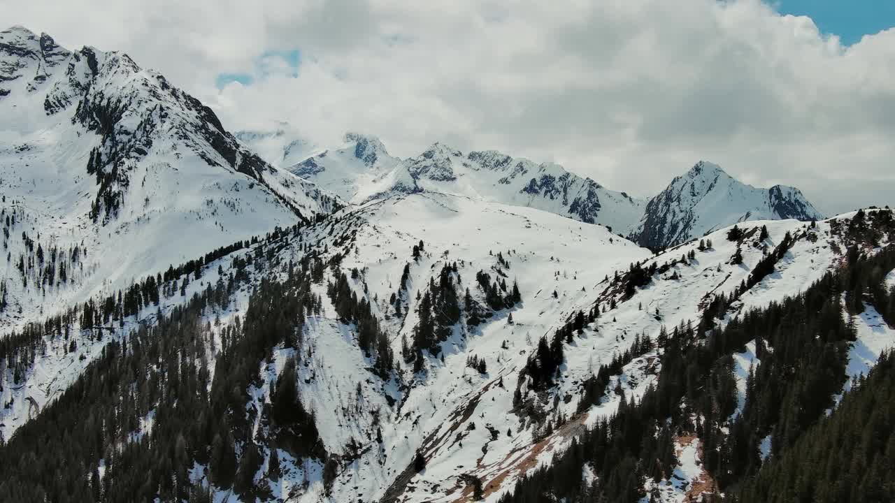 高山雪山景观视频素材