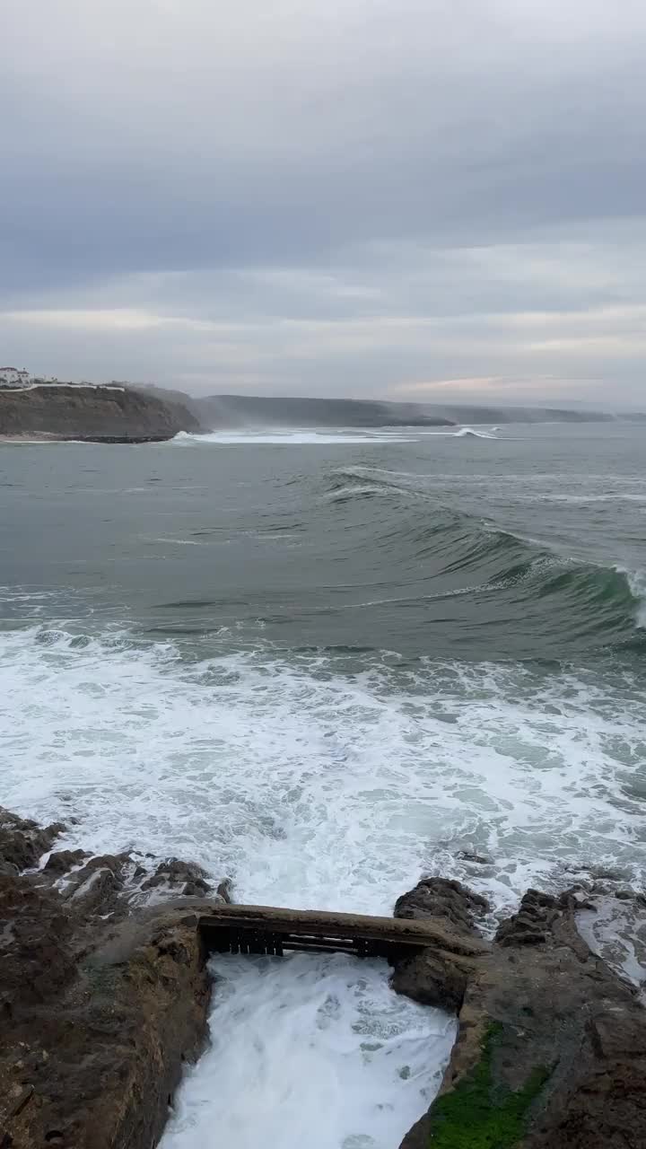 阴天的大西洋海景视频素材