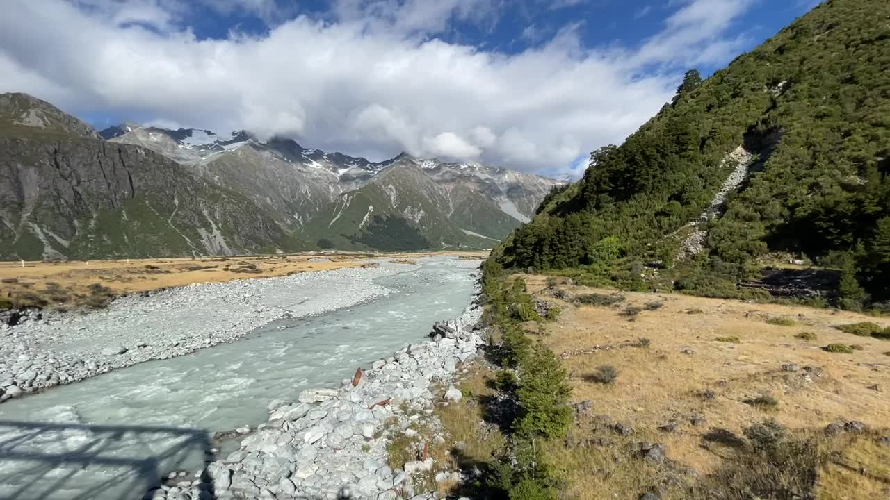 塔斯曼山谷的景色视频下载