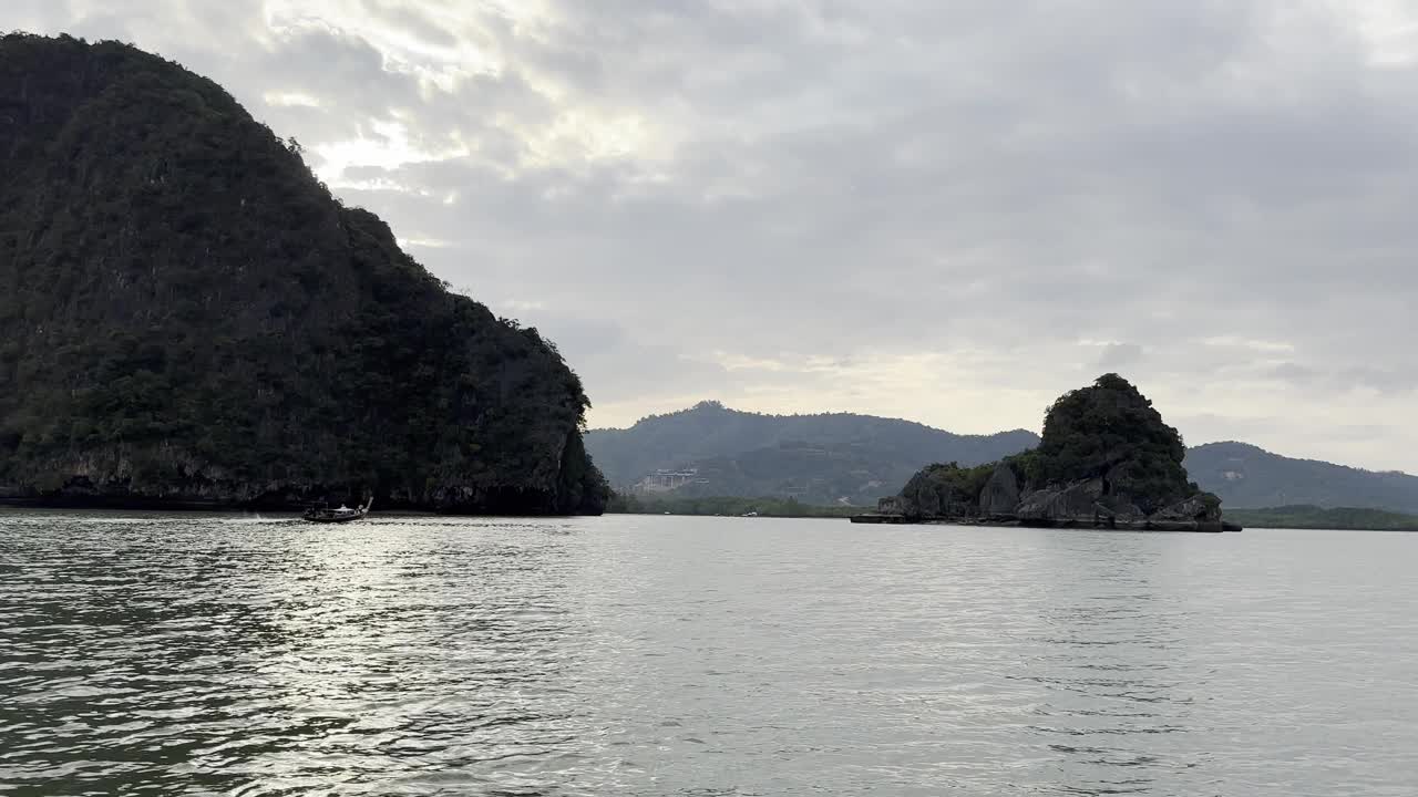 令人叹为观止的景色，令人惊叹的岛屿坐落在无边无际的大海中视频下载