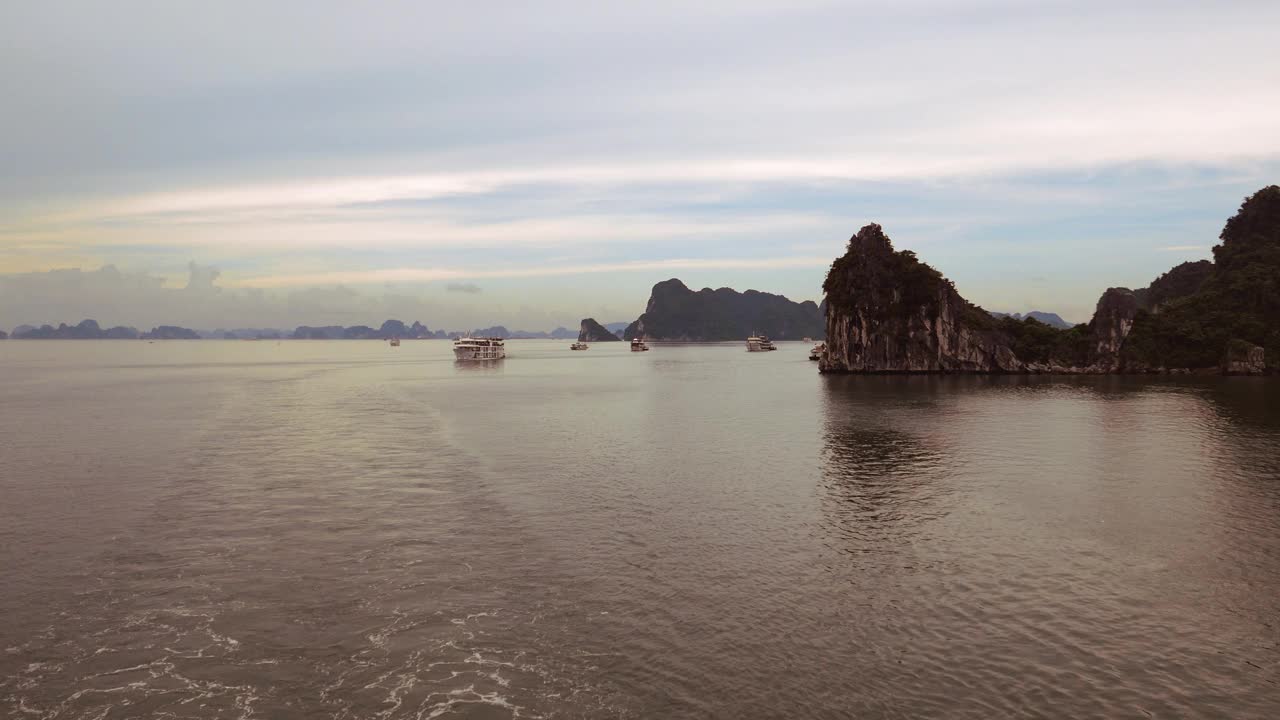 下龙湾，越南视频素材