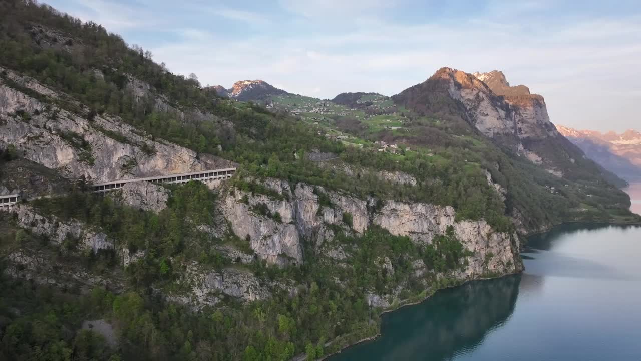 瓦伦塞湖悬崖在黄昏，瑞士景观-空中视频素材