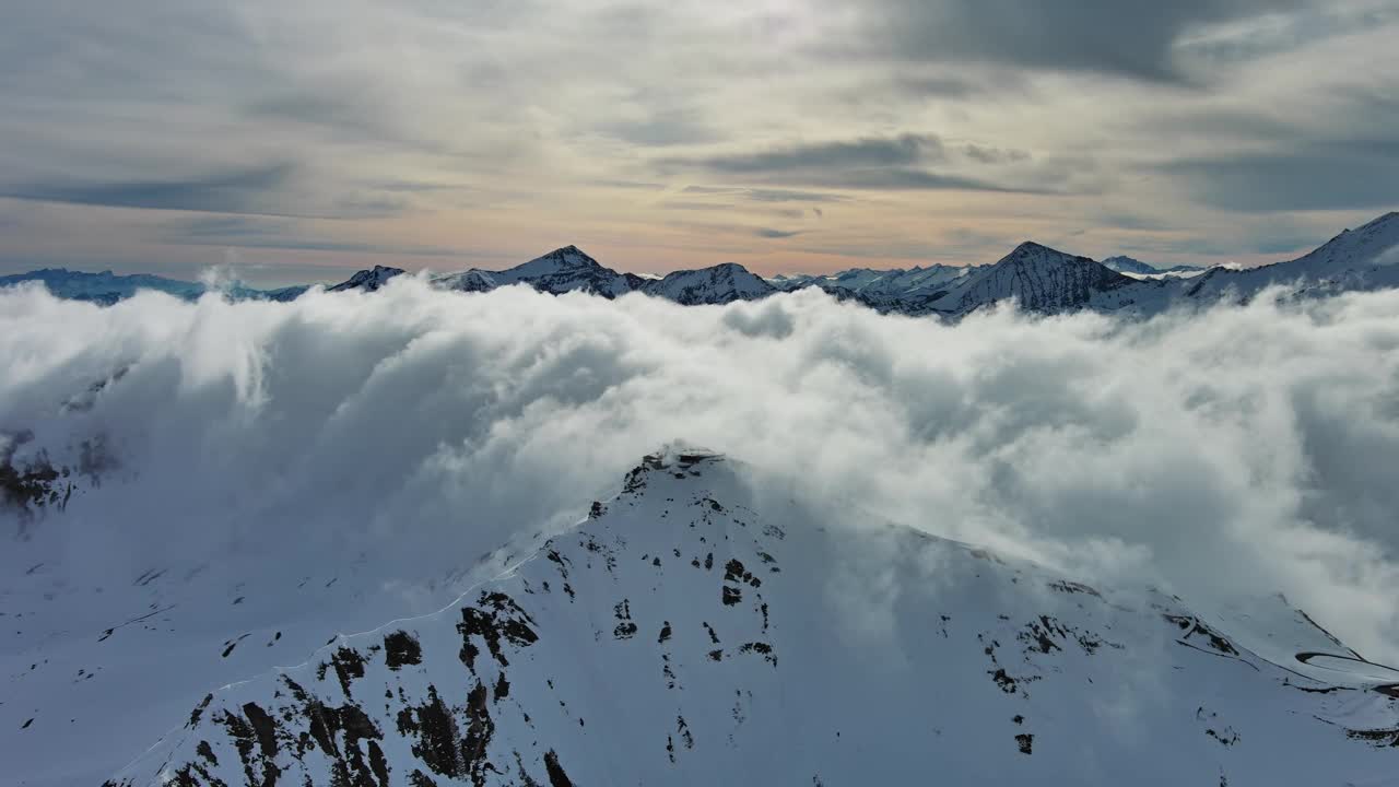 高山雪山景观视频素材