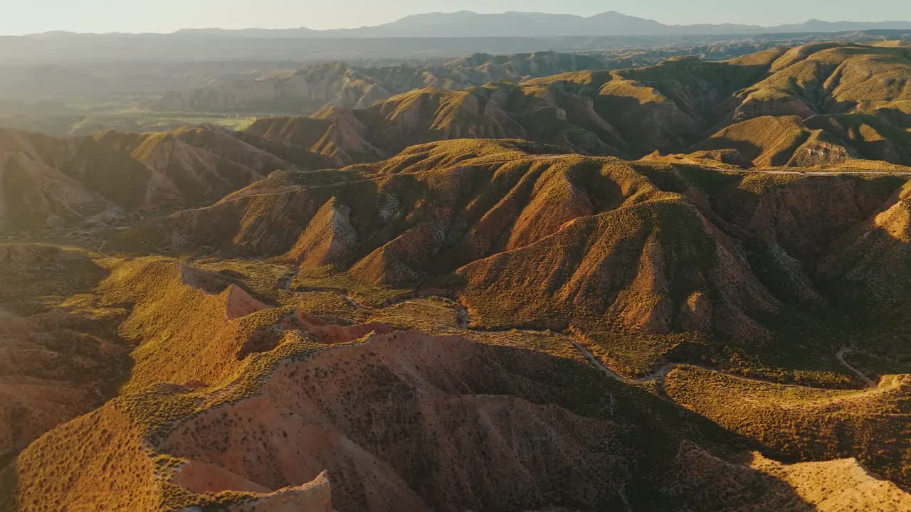 西班牙安达卢西亚的戈拉菲山区沙漠风景。视频素材