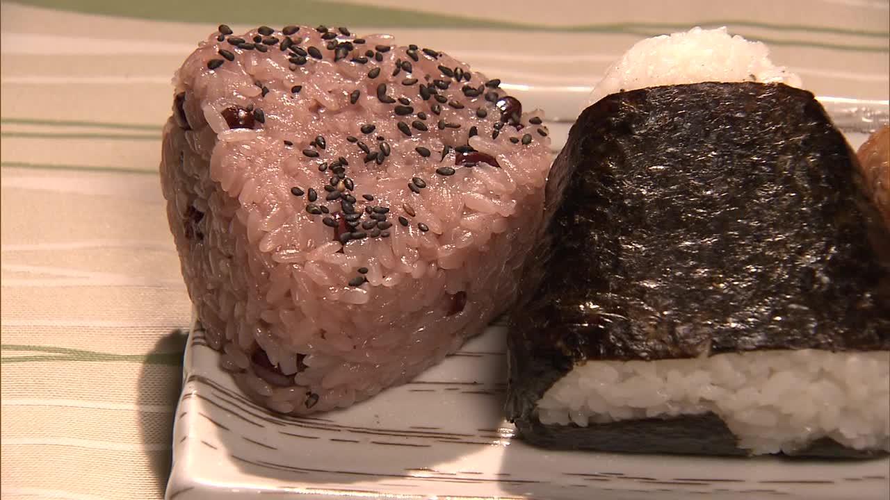 Onigiri And Inarizushi，东京，日本视频素材