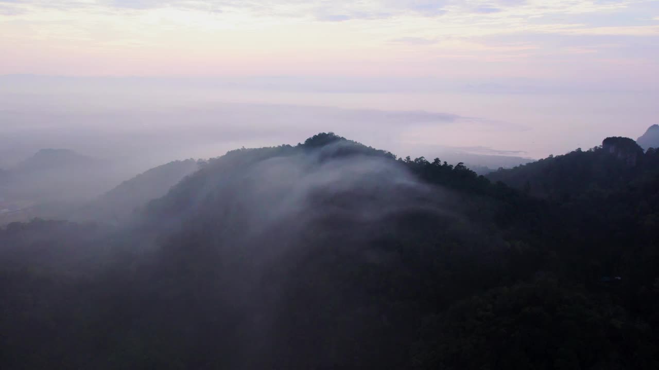 甲米海边的落基山脉视频素材