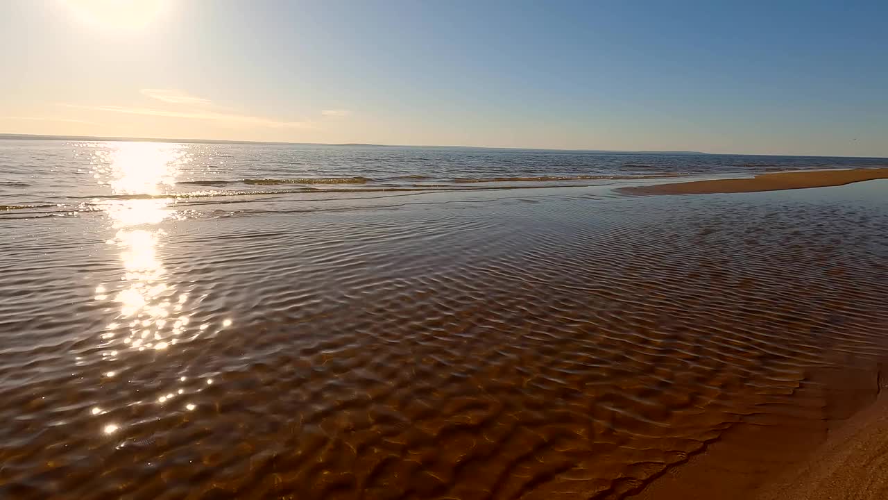 海岸上的日落视频下载