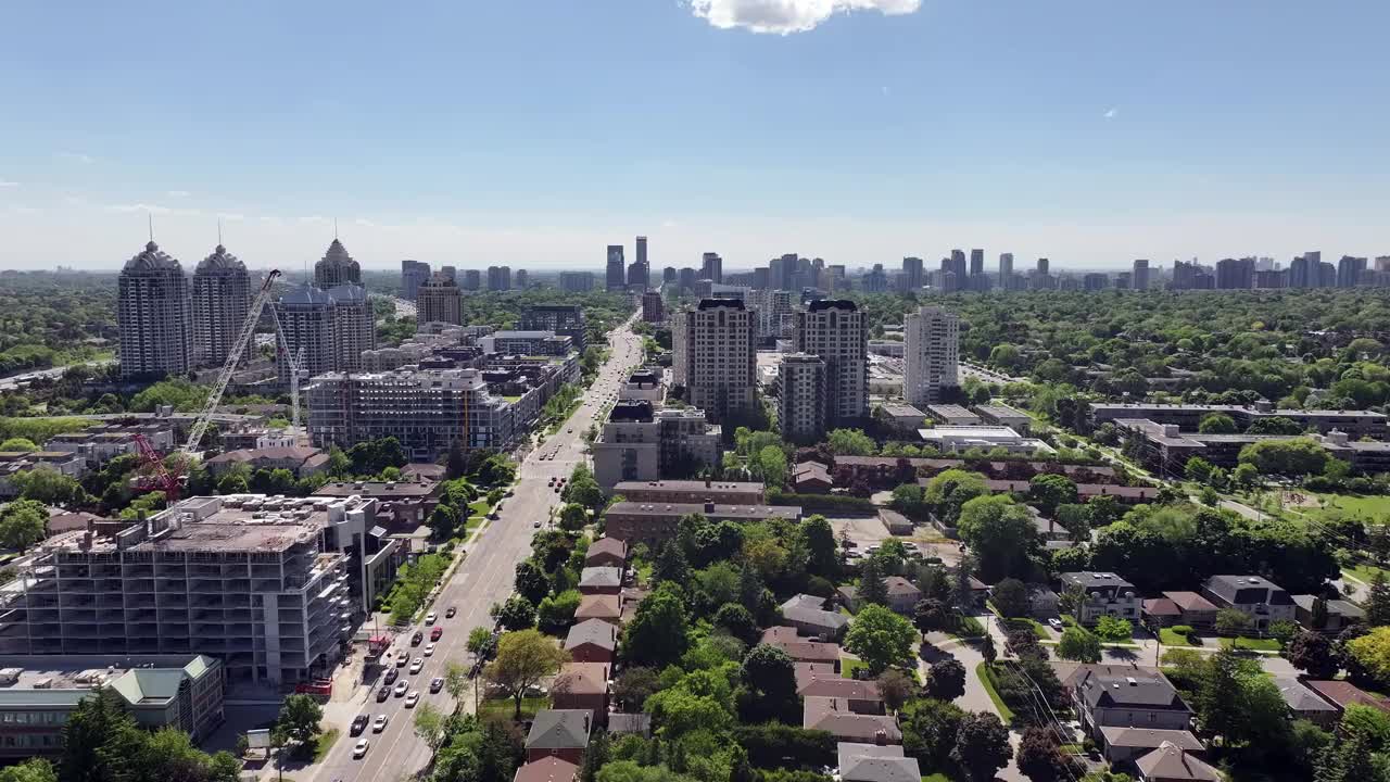 多伦多北部的一个高层建筑工地视频下载