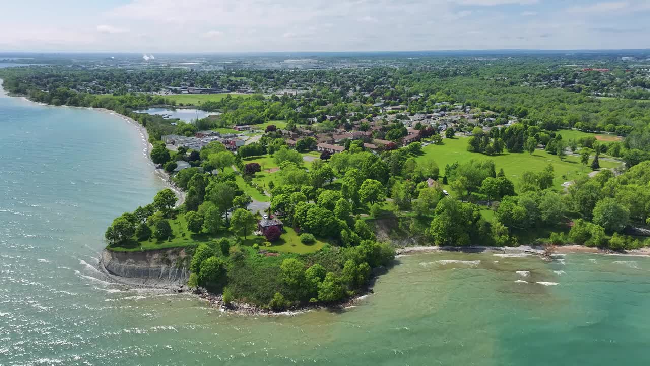 空中湖景公园和安大略湖，奥沙瓦，加拿大视频素材