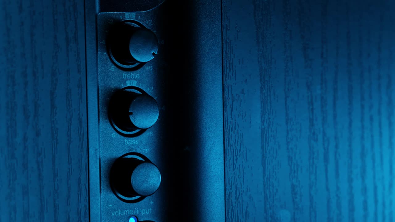 音量和音频控制的音乐扬声器在蓝光视频素材
