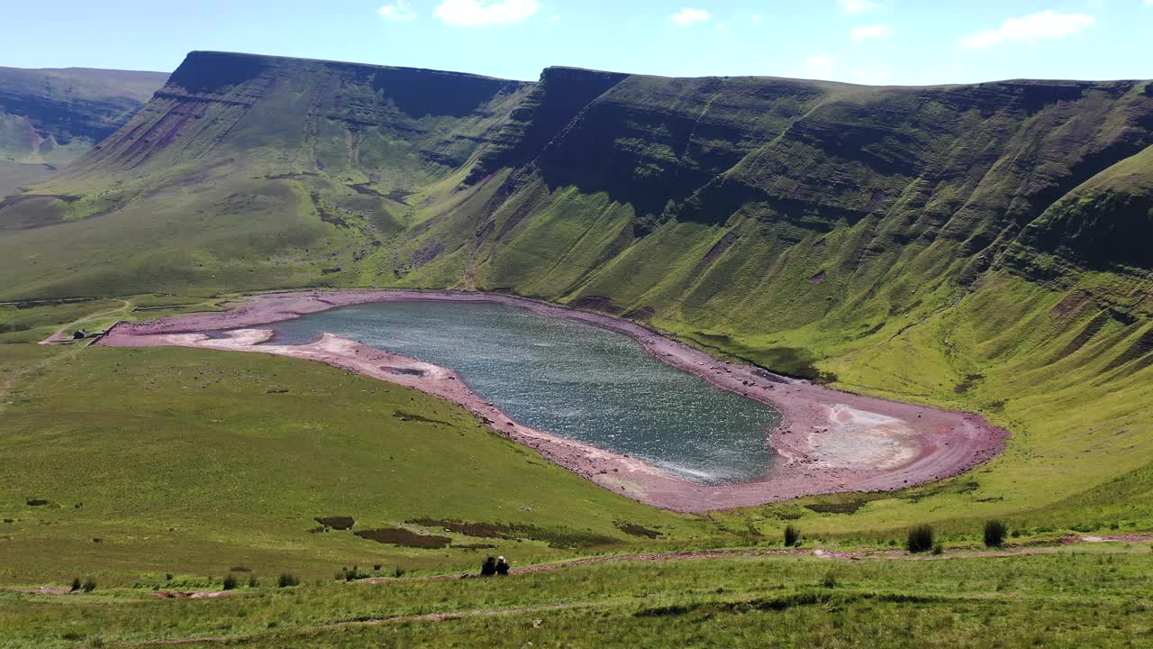 Llyn Fan Fach，英国威尔士布雷肯比肯斯国家公园视频素材