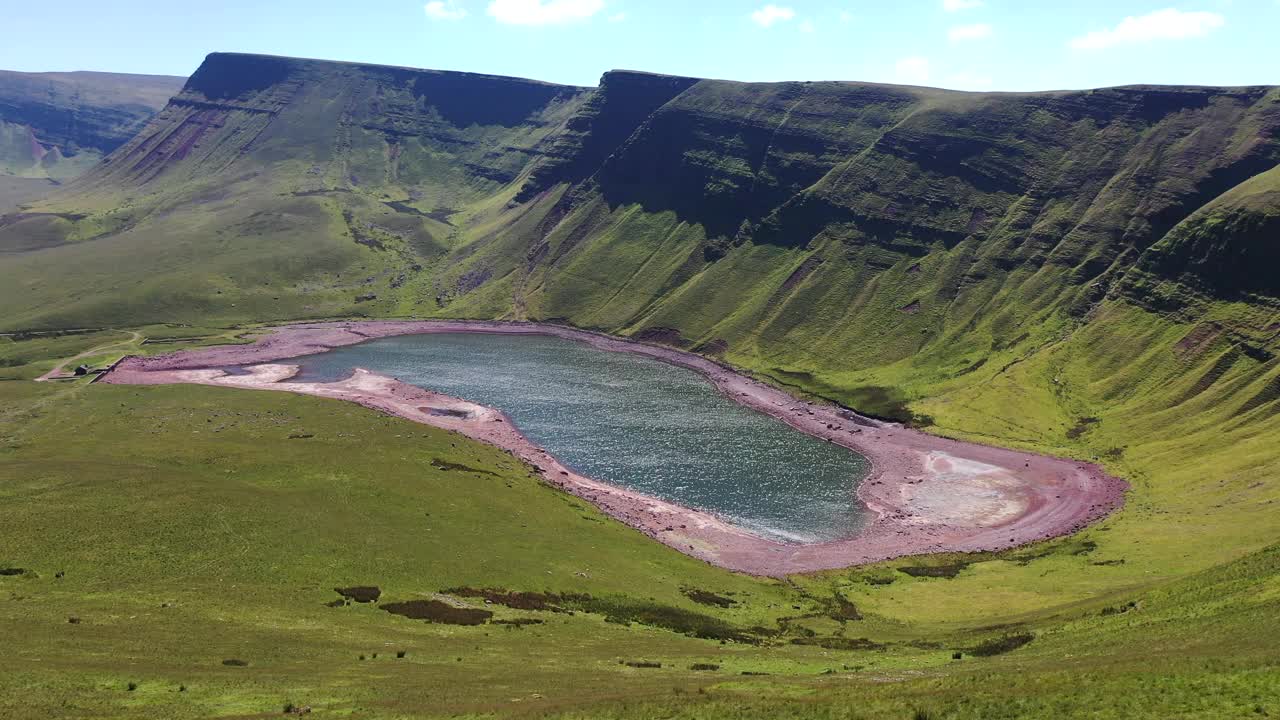 Llyn Fan Fach，英国威尔士布雷肯比肯斯国家公园视频下载