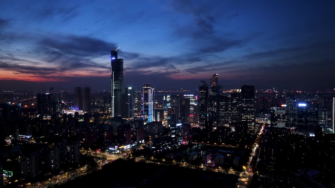 智能互联城市天际线。未来网络概念，城市科技视频下载