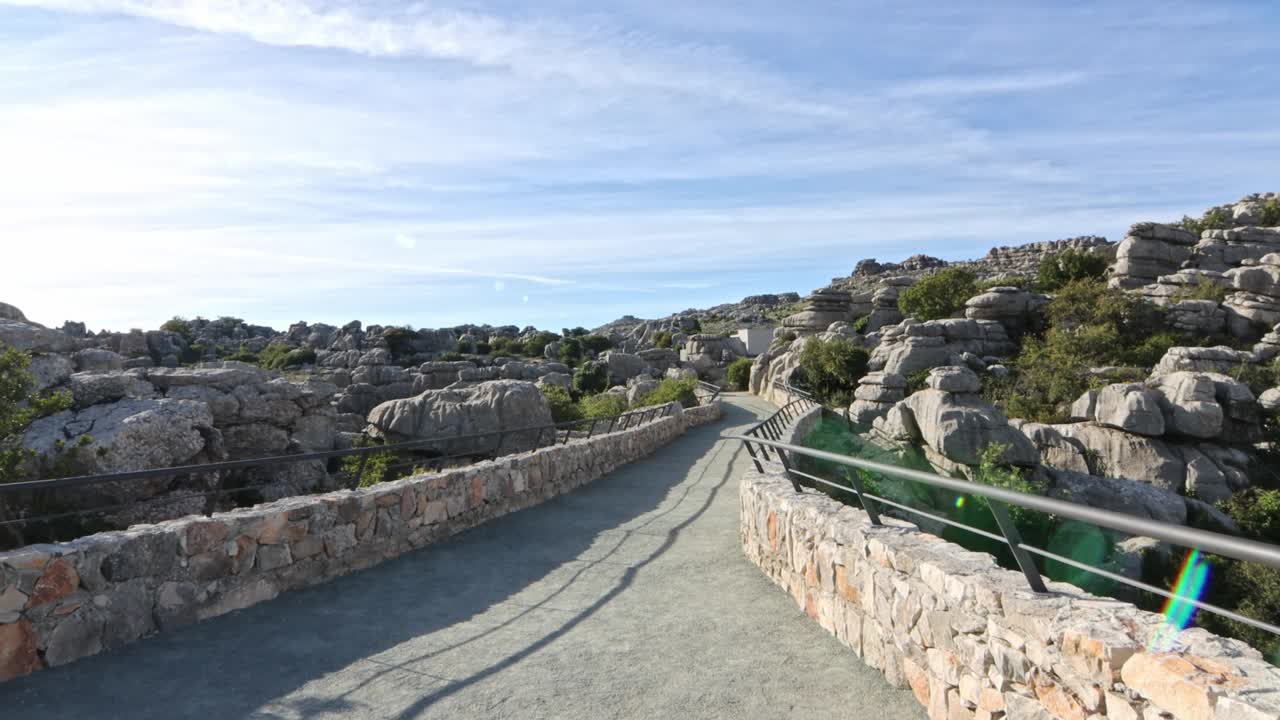 El Torcal de Antequera是位于西班牙安达卢西亚省Málaga的一个自然区域。视频下载