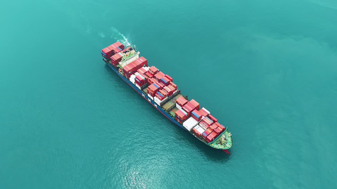 海上集装箱船视频下载
