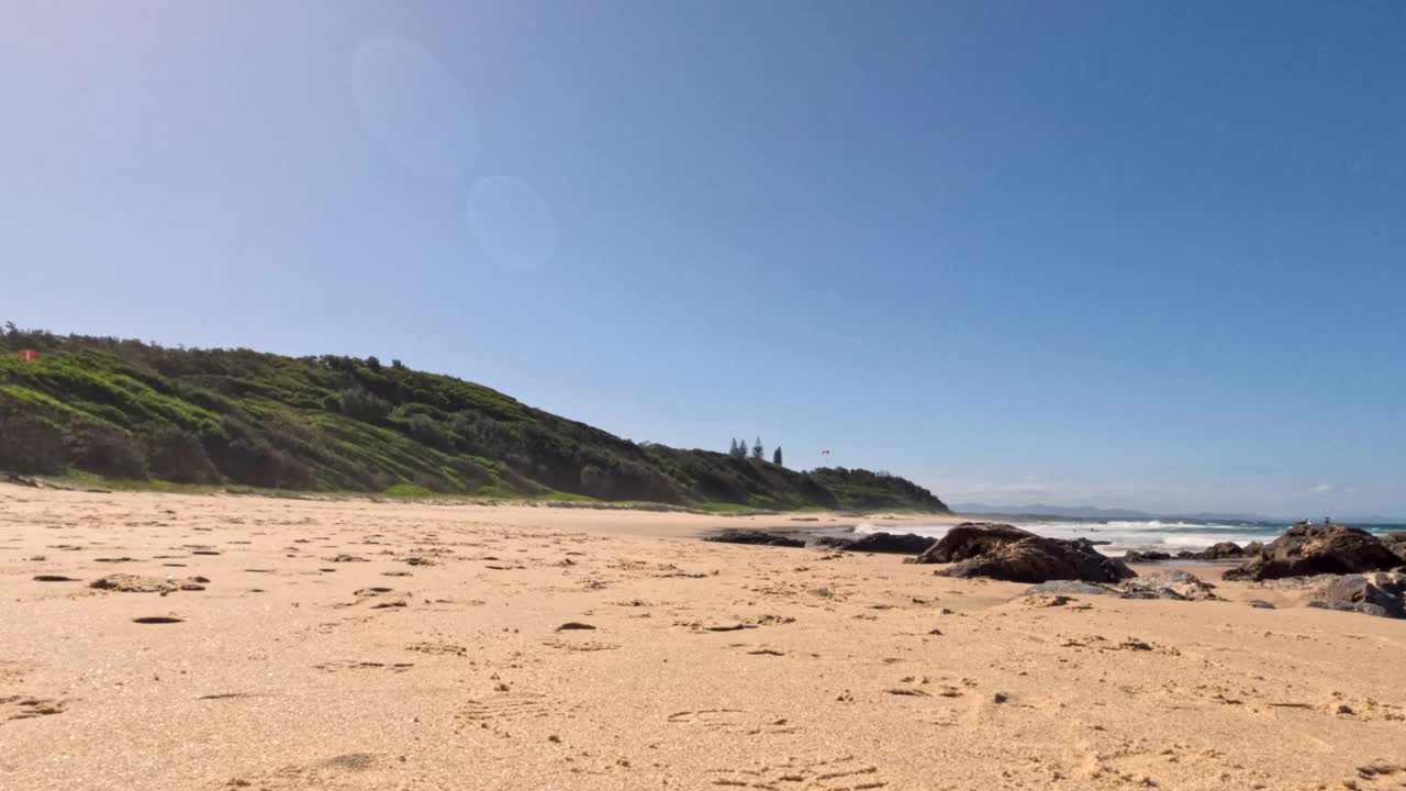 Nambucca Heads Beach阳光明媚的一天视频素材