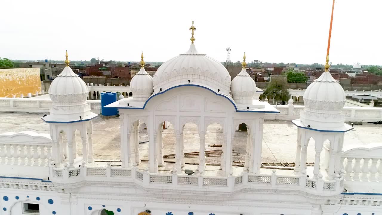 gurdwarra Sri Janam Asthan Nankana Sahib。鸟瞰图视频下载