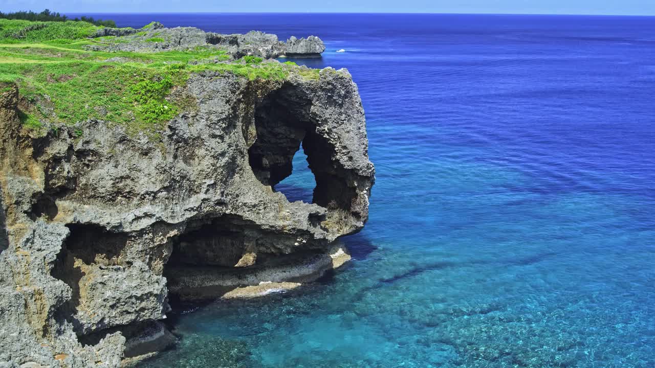 日本冲绳县万扎莫角的MS风景视频素材