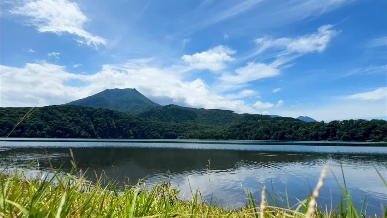 宫崎骏湖日本时间流逝视频下载