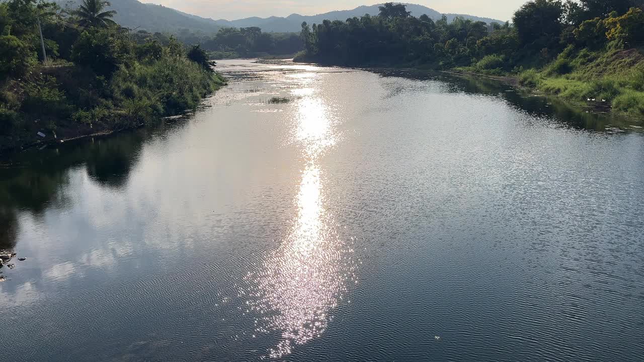 美丽的日落湄昌水库，南邦省，泰国视频下载