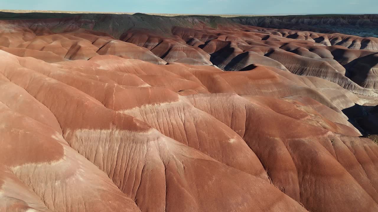 亚利桑那州温斯洛附近的无人机风景。空中视频素材