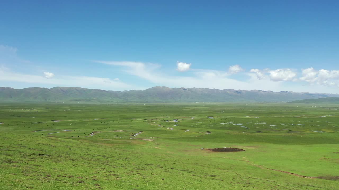 甘肃阿旺仓湿地自然景观航空摄影视频素材