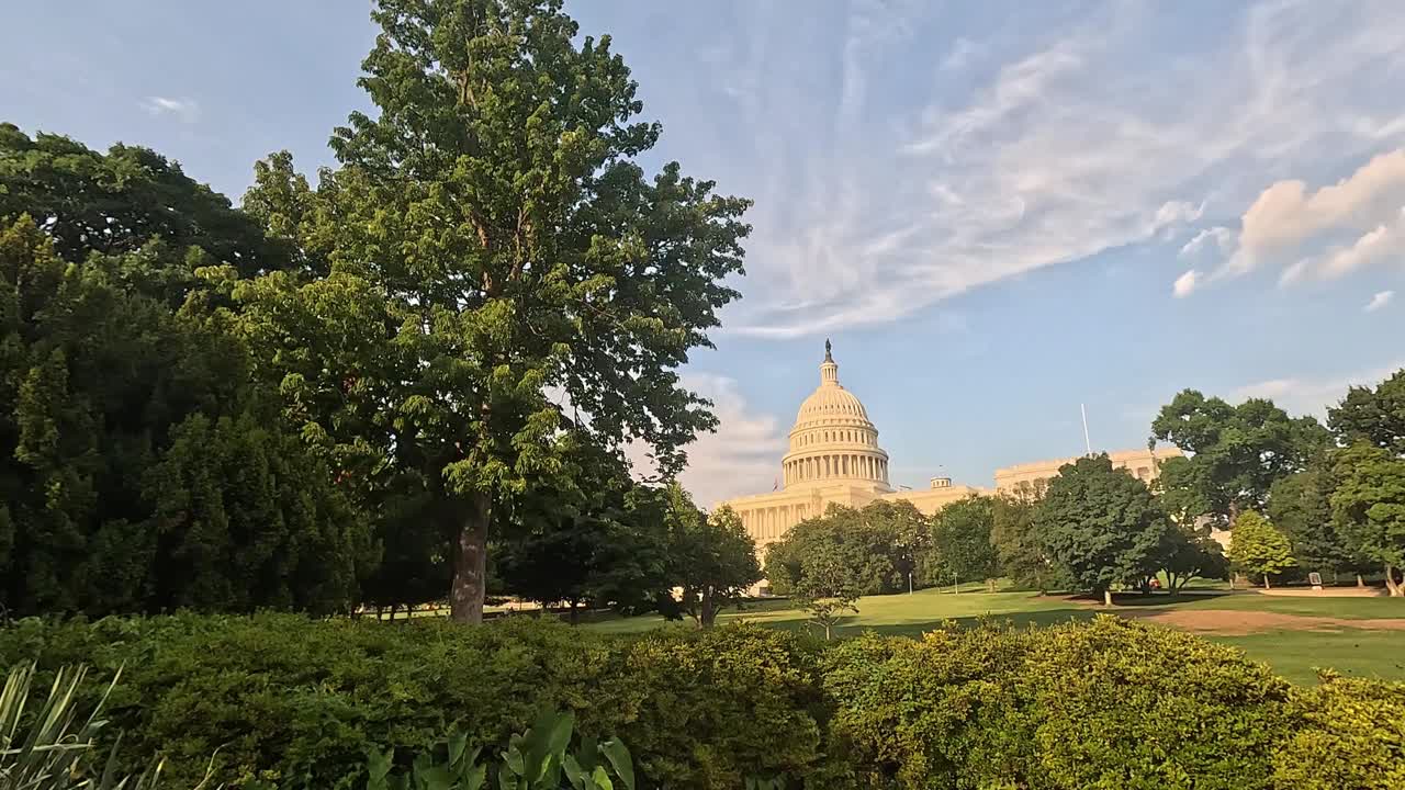 日落时的美国国会大厦-国会山-美国华盛顿特区视频下载