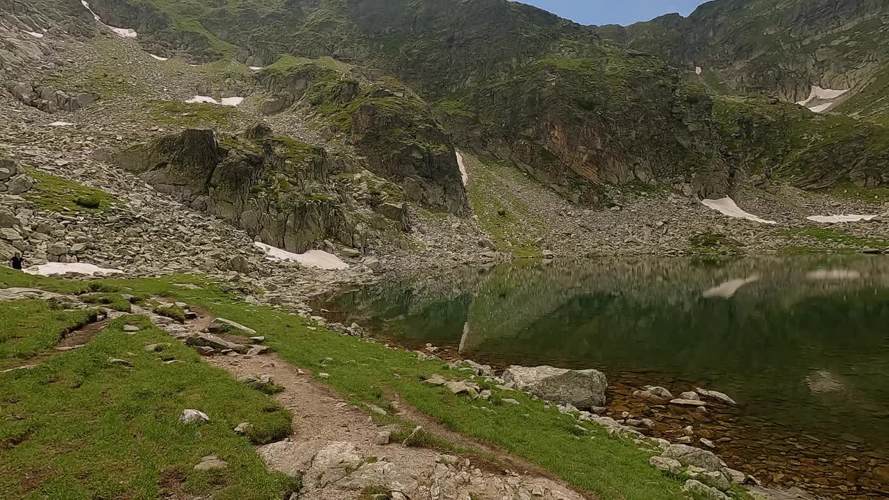 探索里拉山-穿越大自然的旅程视频下载